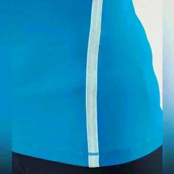 Lululemon Run: Mile A Minute Tank
Beach Blanket Blue / Aquamarine size 6 - Picture 9 of 15